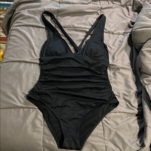 Cupshe Black Crossback Slim & Sculpt One-Piece NWT Womens Large